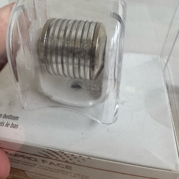 BeautyBio GloPRO Face Microtip Attachment Head - Picture 7 of 9